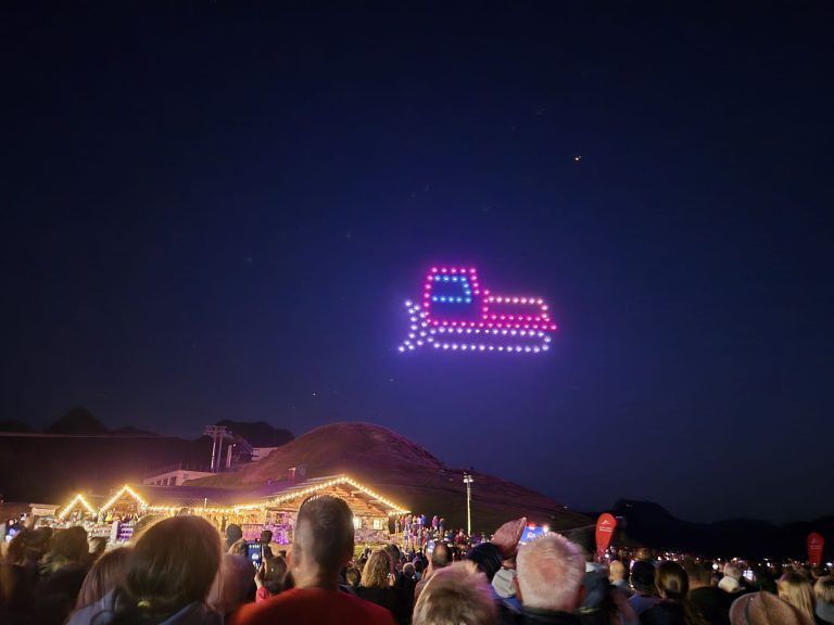 Lange Nacht der Seilbahn 2025 mit Drohnenshow