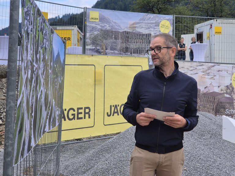 Spatenstich "Rätikon Eins" von Jäger Bau