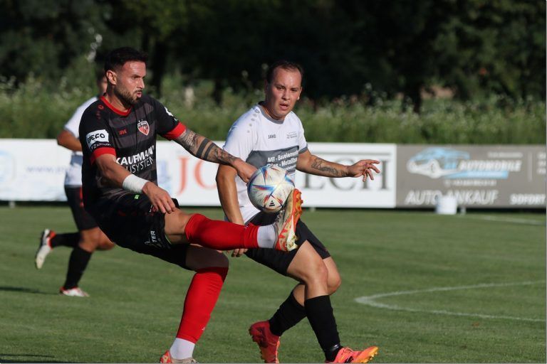Bizau Spielertrainer Lukas Katnik kehrt an seine alte Wirkungsstätte zurück. 