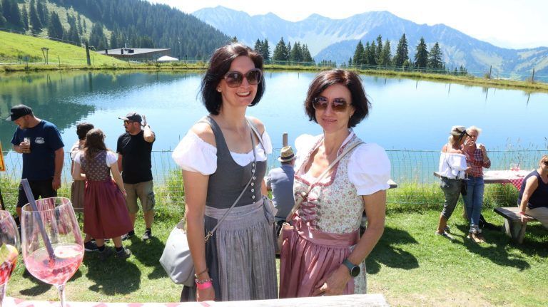 Kulinarik, Kurzweil und Bergerlebnis: Cornelia Prenn und Klaudia Kaufmann.