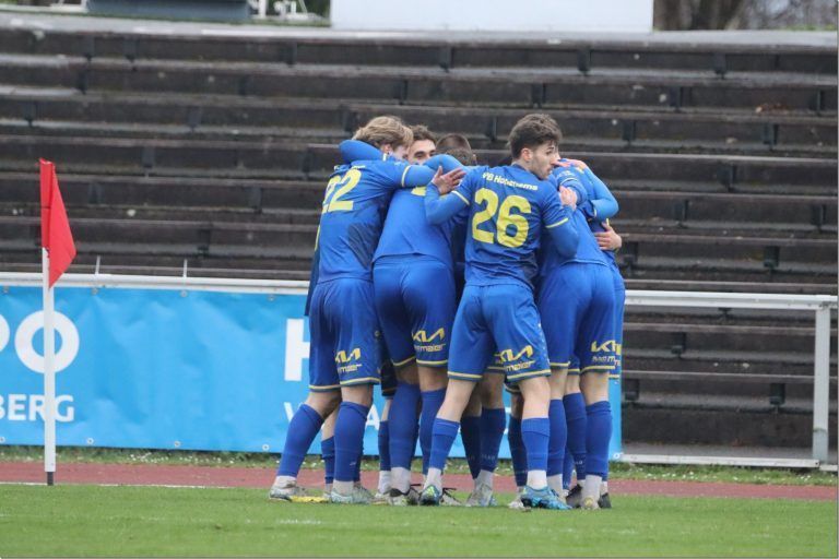 Debütant Weiland wurde für VfB Hohenems zum Held: Jubel beim ersatzgeschwächten VfB Hohenems: Punkt in Imst ist wie ein Erfolg.