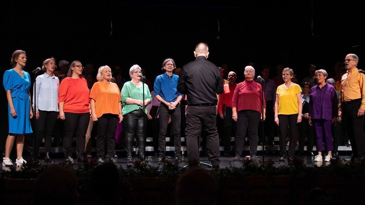 Gemeinsam zu singen, ist für viele ein unbeschreiblich schönes Gefühl. (Chorlust)