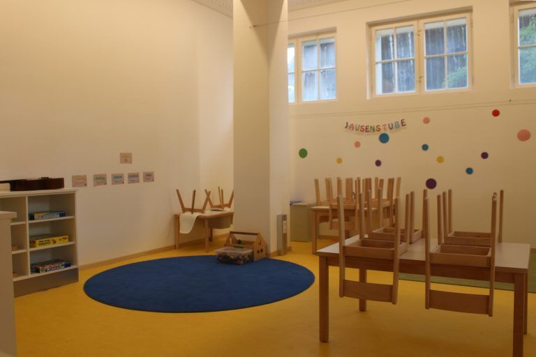 Saubere Sache – Kindi in der Seifenfabrik: Auch die Jausenstube ist bereits „betriebsbereit“.