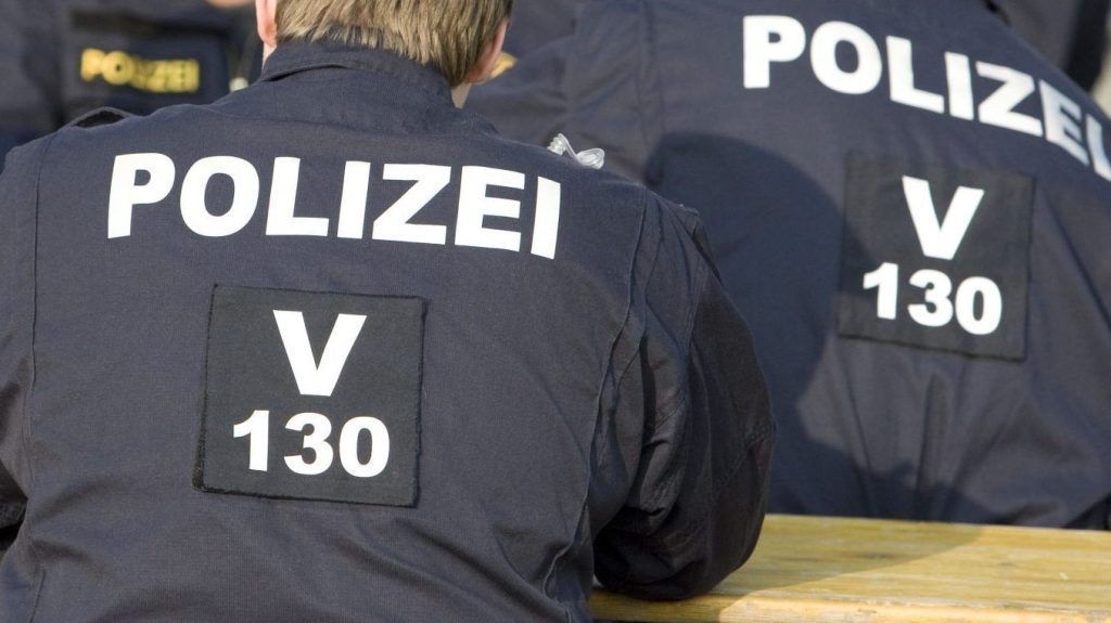 Schlägerei mit 150 Teilnehmern: Warum konnten die blauen Löwen nach Lustenau fahren?