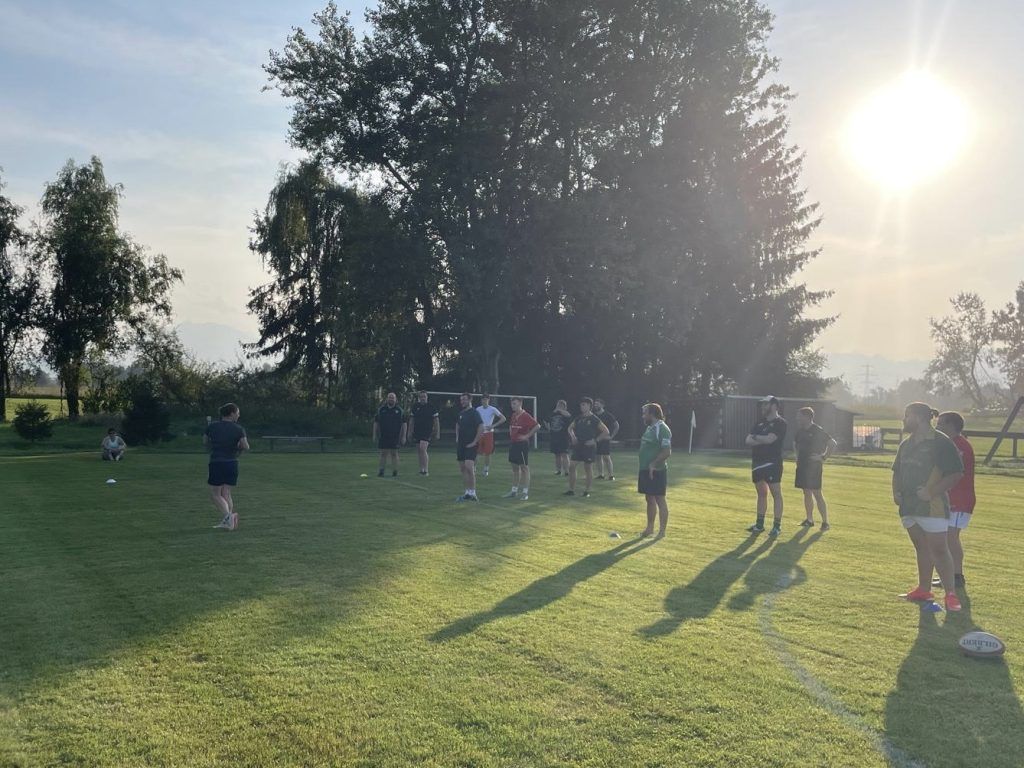 Rugby in Vorarlberg: Härte und Teamgeist auf der Roten Erde