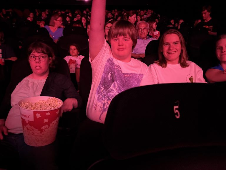 Eine Woche fürs Herz : Am Donnerstagabend ging es für alle ins Kino.