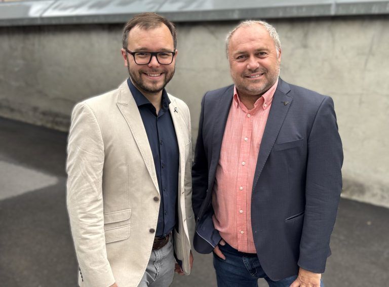 Kurzfilme aus aller Welt: Stadtrat Andreas Fritz-Wachter und Thomas Laterna (Stadtmarketing).