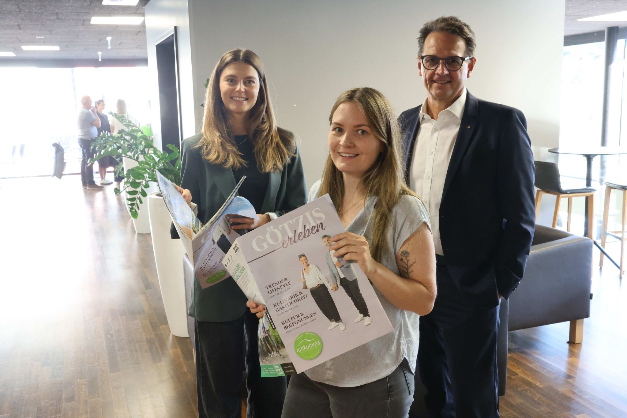 Julia Wiesenegger und Conny Heindl (beide PRISMA), Günter Gorschek (Sparkasse).