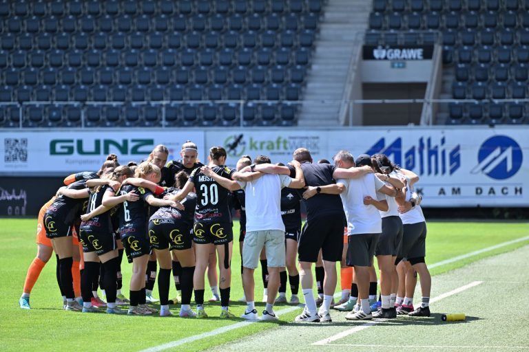Trainer sieht Rot, Mannschaft verliert