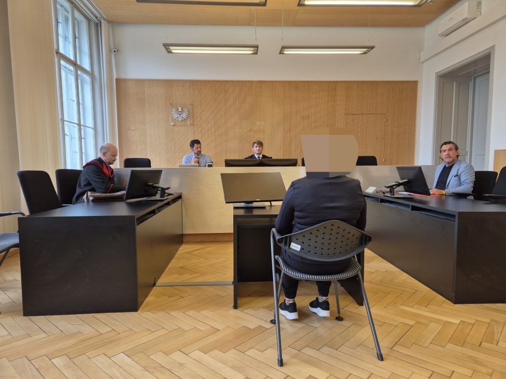 Putzfrau bestahl jahrelang Ärzteehepaar