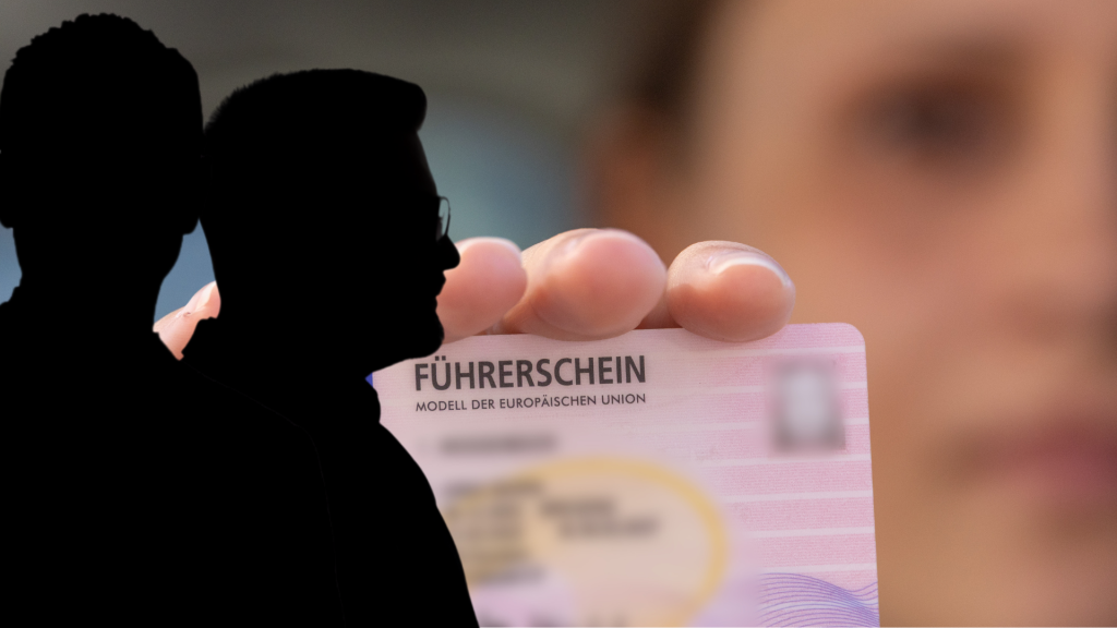Staatsanwälte, Richter und Polizisten: Welche Rolle sie in der Führerschein-Causa spielen
