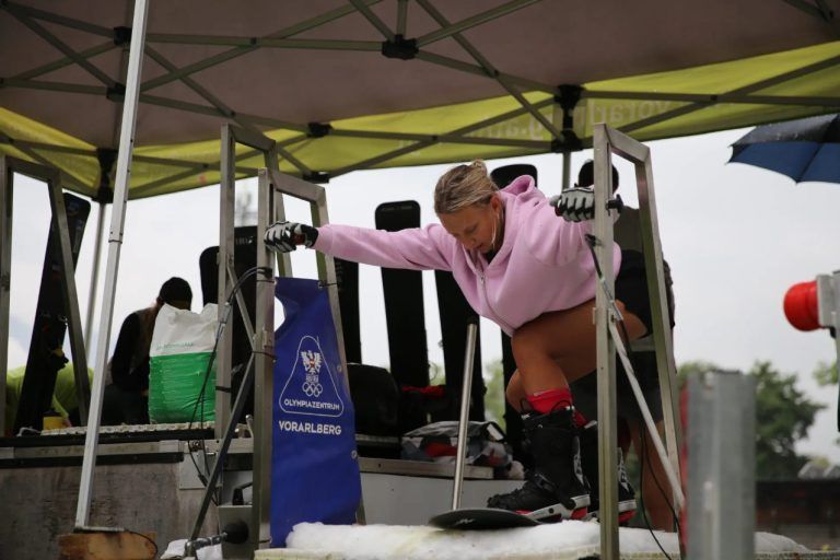 Snowboard