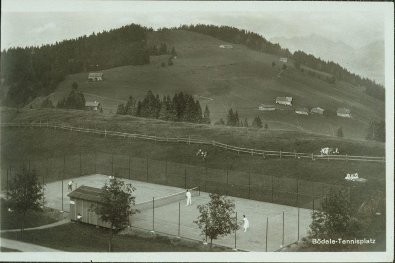 Tennis