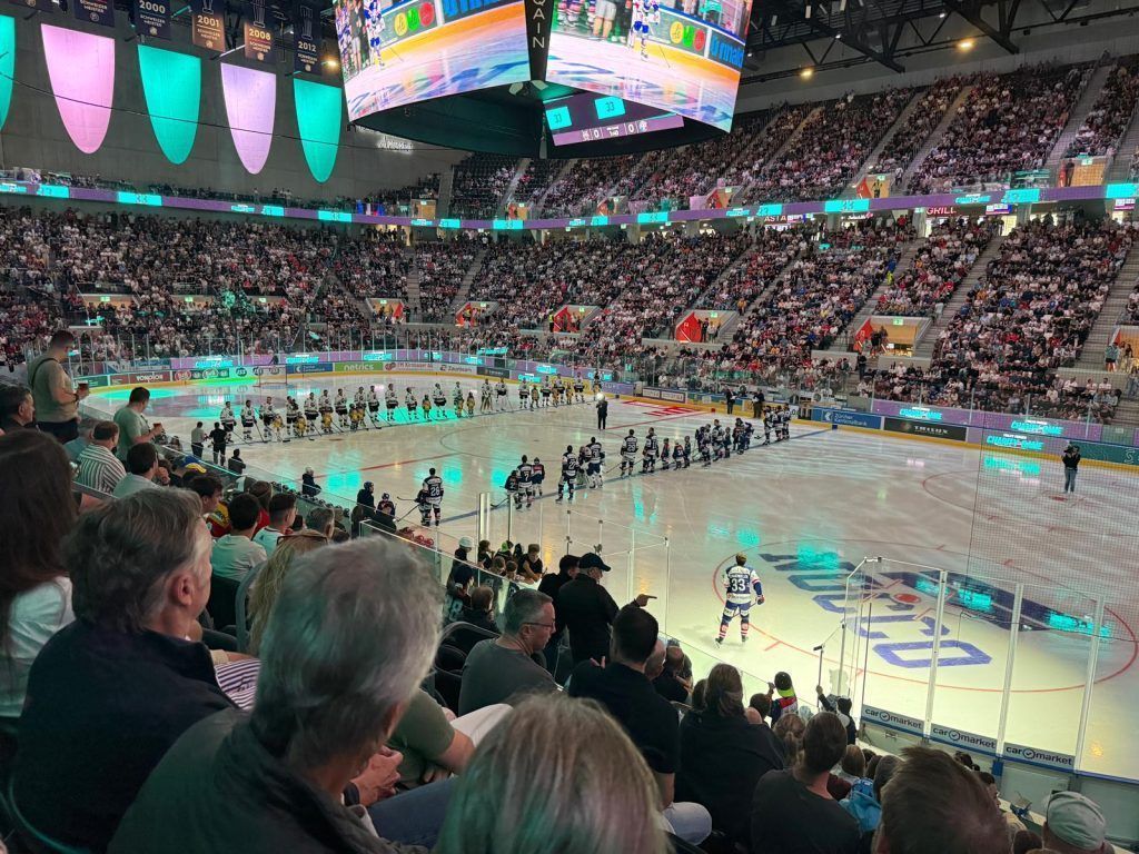 Eishockey-Charity mit Rossi und Co. voller Erfolg