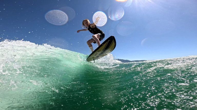 Die Wakeboard-Freunde aus Bildstein: Nils Lechner in seinem Element.
