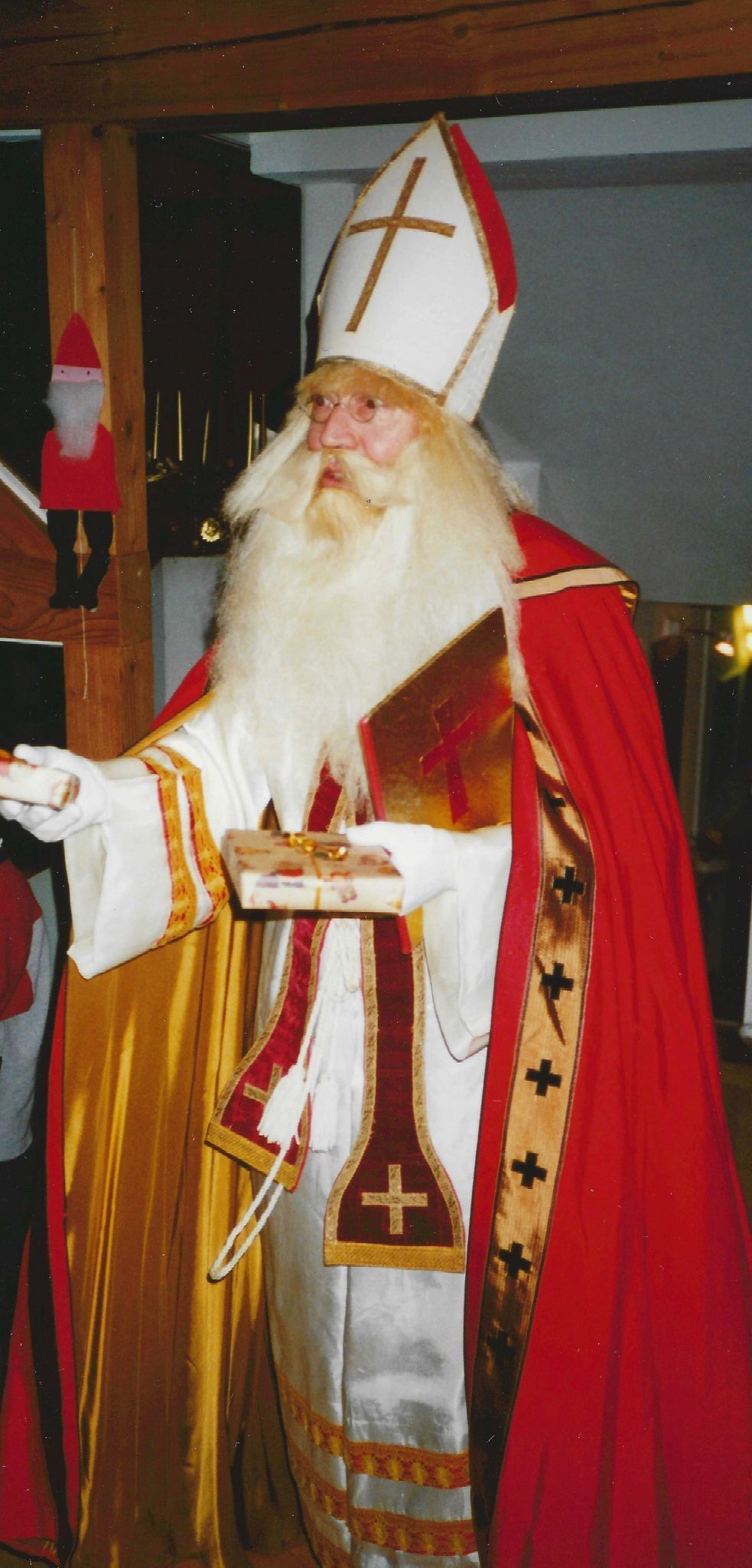 Als Nikolaus der Stadt Bregenz sorgte Walter Gasser fast ein halbes Jahrhundert lang für leuchtende Kinderaugen