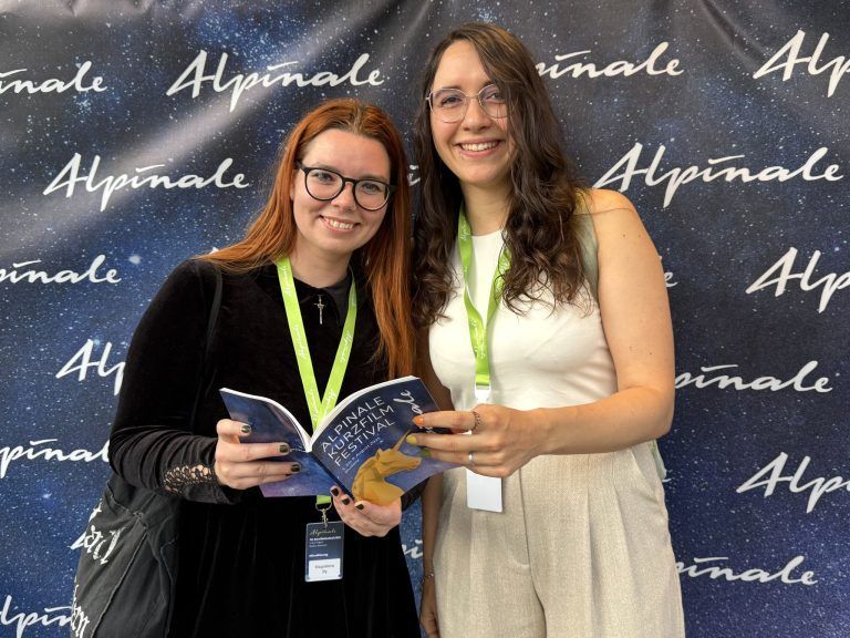 Kurzfilme aus aller Welt: Drehbuchautorin Julia Mirjam Cantuaria (re.) und Magdalena Illy kamen nach Bludenz.