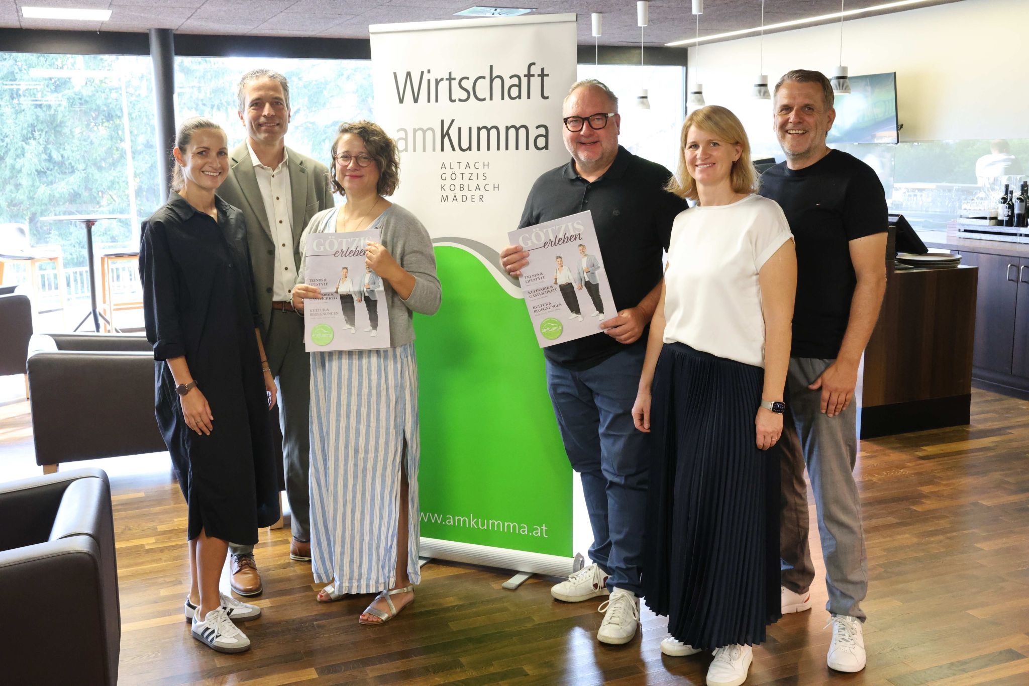 Alexandra Feurstein (WG), WG-Obmann Clemens Seewald, Astrid Felsner (Marktgemeinde), Fotograf Jens Ellensohn, Caroline Bischofberger (WG) und Thomas Strele (russmedia).