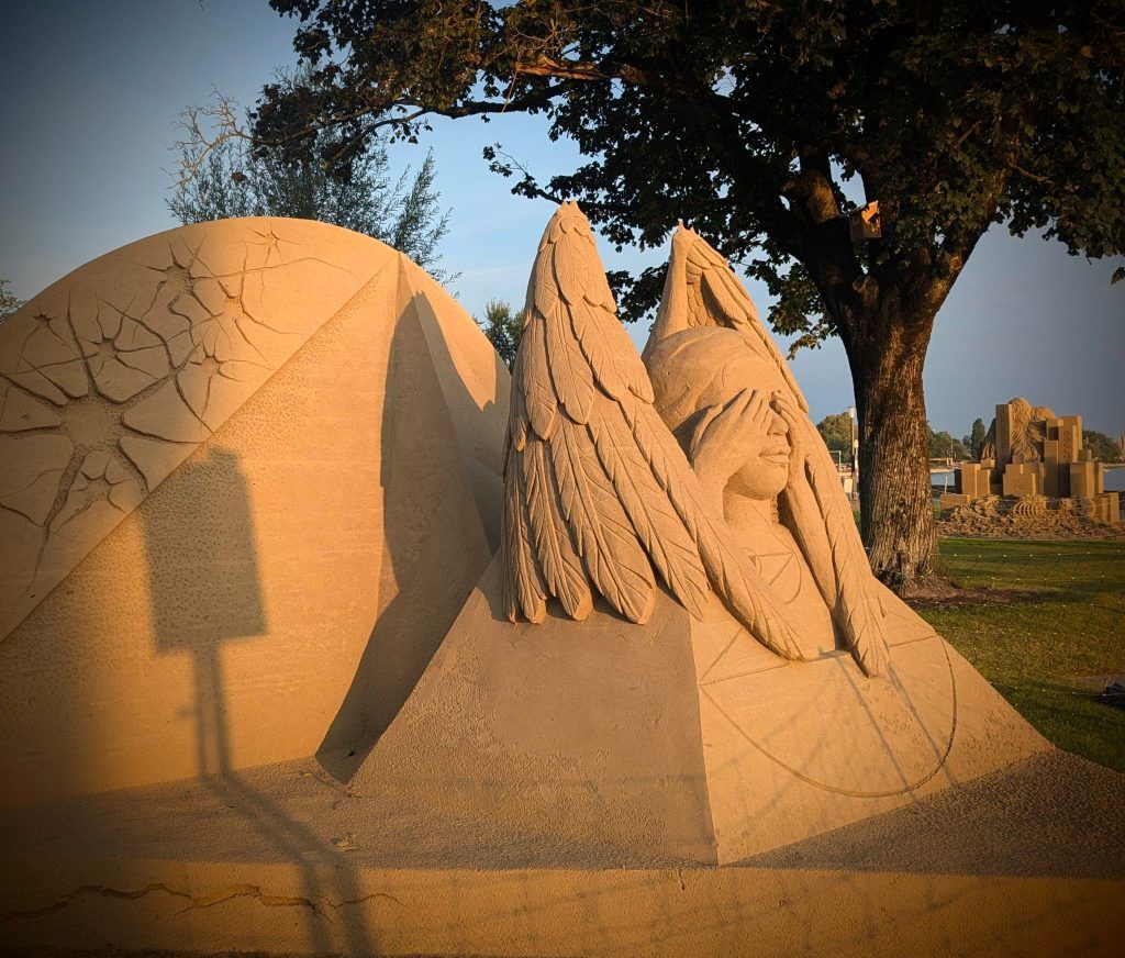 350 Tonnen: Rorschachs Sandskulpturen-Festival stellt jede Urlaubs-Sandburg in den Schatten