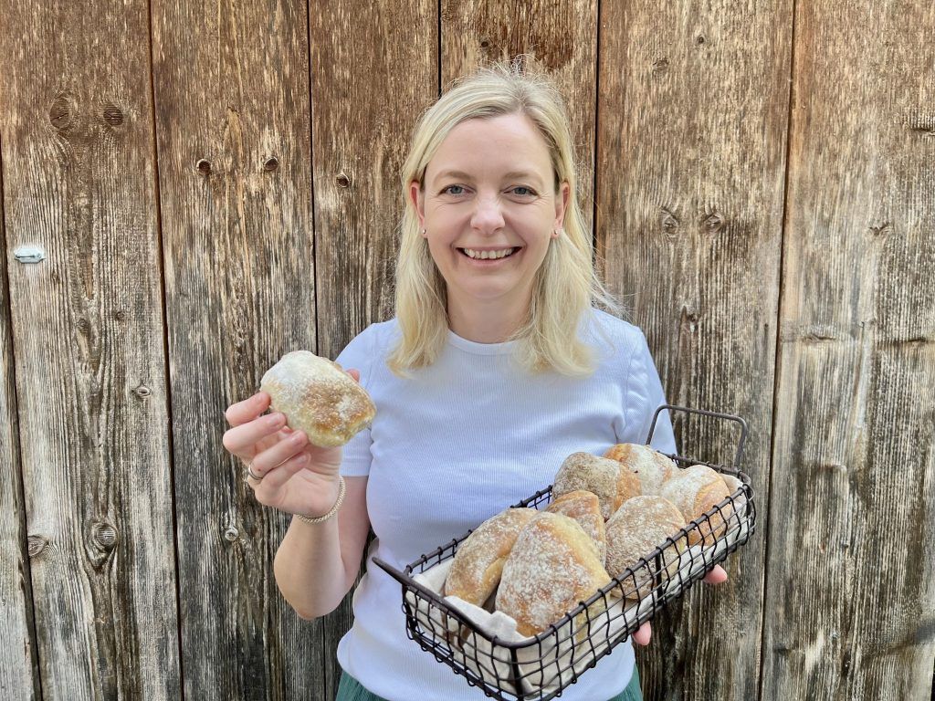Wie aus der Bäckerei: Alexandra verrät ihr Rezept für die perfekten Brötchen