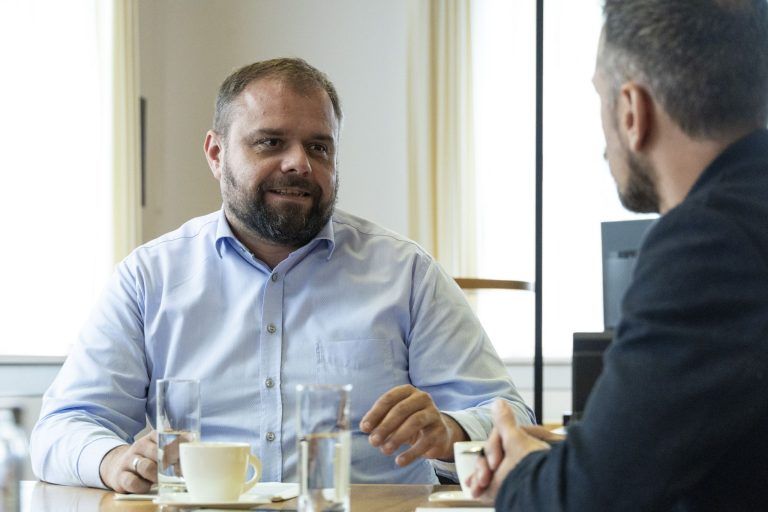 Fäßler zu Spitalsreform: "Man kann Fachbereiche nicht so locker verlegen"