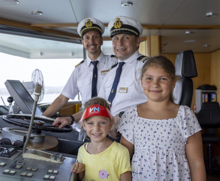 Zwischen Zaubertricks und besonderem Ausblick - VN-Familienschifffahrt begeistert Jung und Alt