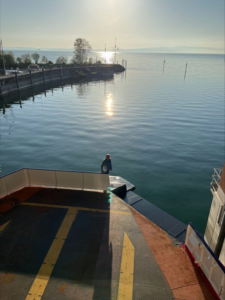 Vom Fährschiff zum schwimmenden Clubheim: Der YCH feiert die Eröffnung der Fontainebleau
