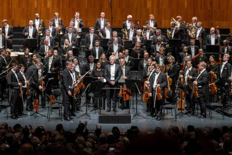 Wiener Philharmoniker · Welser-Möst 2025: Wiener Philharmoniker, Franz Welser-Möst