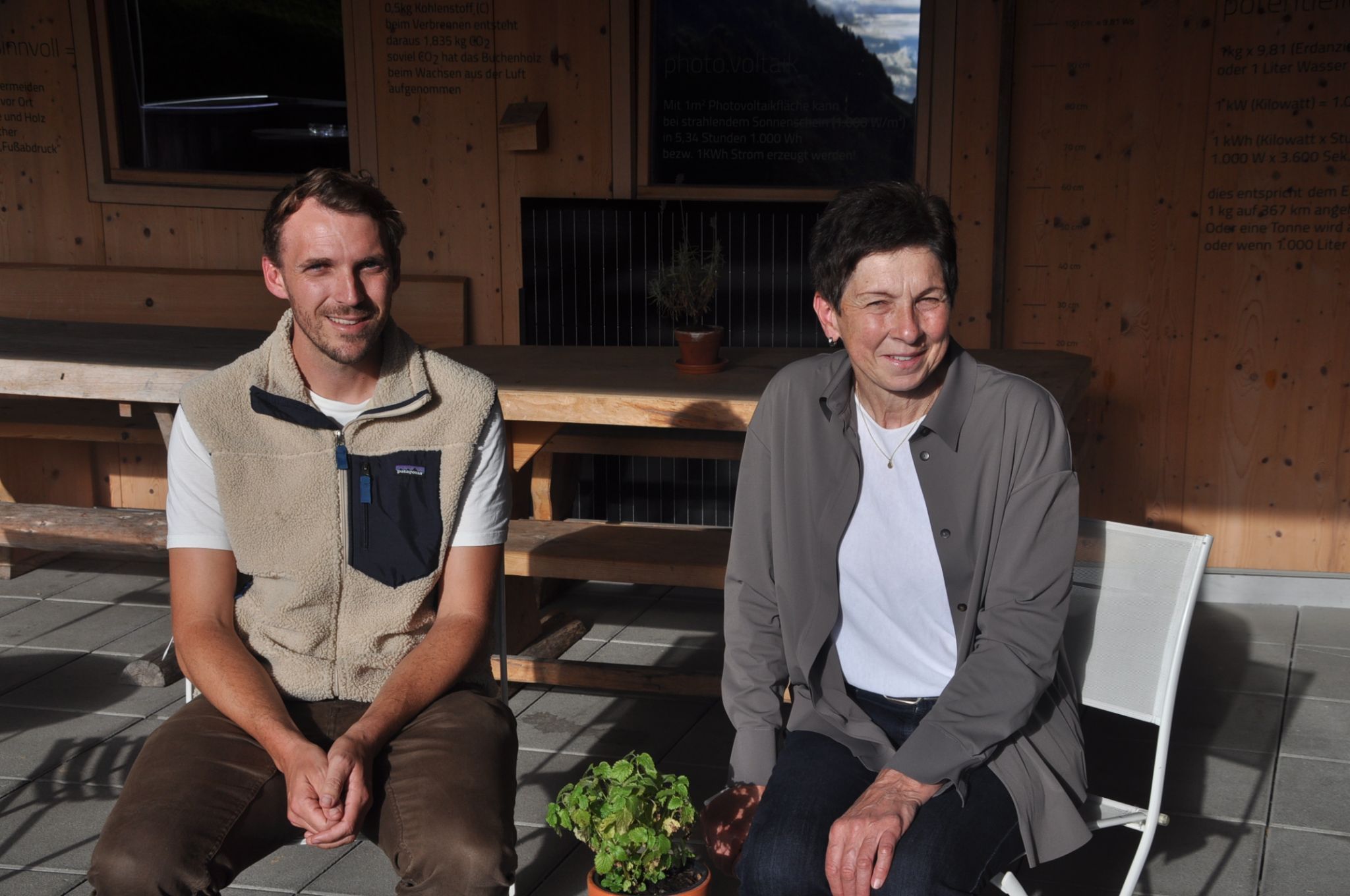 v.li.: Ingo Türtscher, M.A. (REGIO Manager) und Obfrau der REGIO Großes Walsertal sowie des Biosphärenparkkuratoriums Andrea Schwarzmann