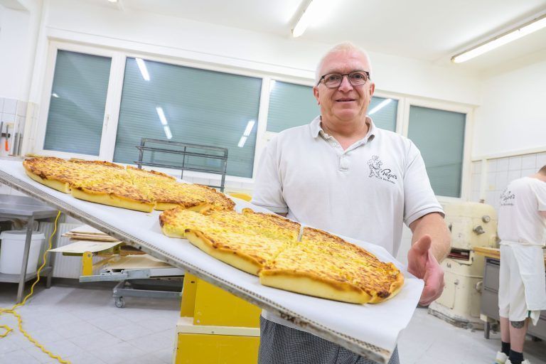 Wie Peter Pepe Pregler zum Käsdönnala-Platzhirsch in Lustenau aufstieg