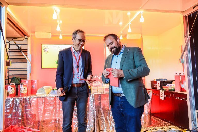 VN-Preisjassen auf der Herbstmesse als Publikumsmagnet