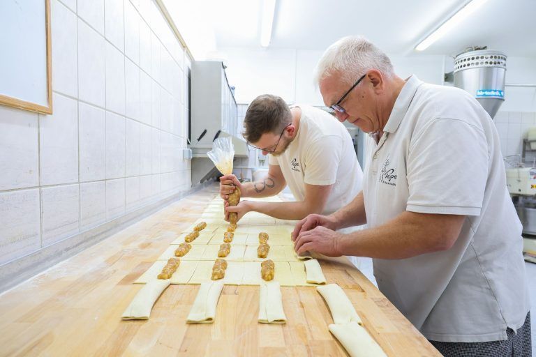 Wie Peter Pepe Pregler zum Käsdönnala-Platzhirsch in Lustenau aufstieg