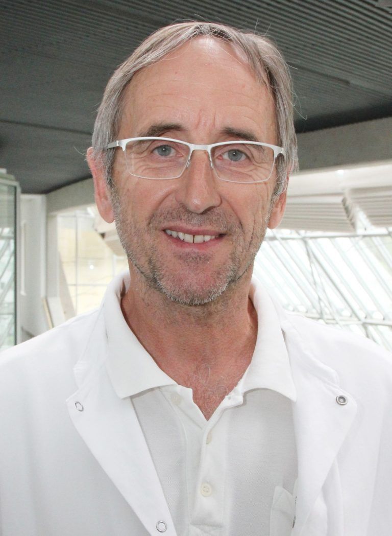 Prim. Dr. Burkhard Simma - LKH Kompetenzverbund