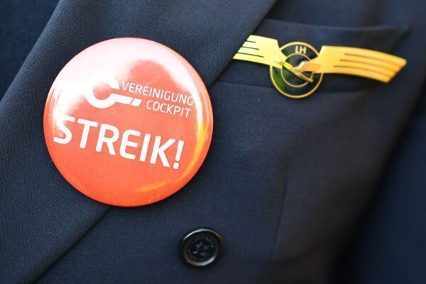Piloten der Lufthansa drohen mit Streik