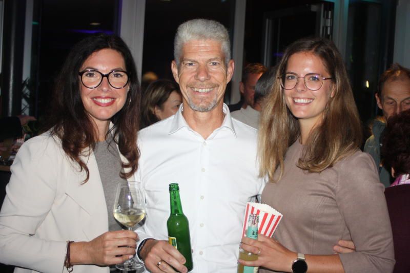 Vizebürgermeisterin Andrea Mallitsch, Thomas und Isabella Schreiber von der Sparkasse Bludenz. 