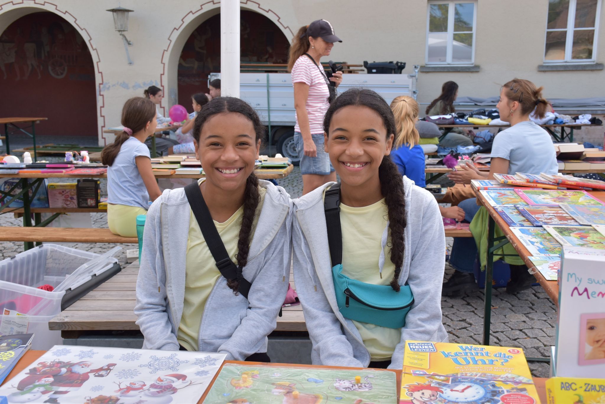 Valerie und Miriam Sonnleithner-Tchuentse aus Berlin
