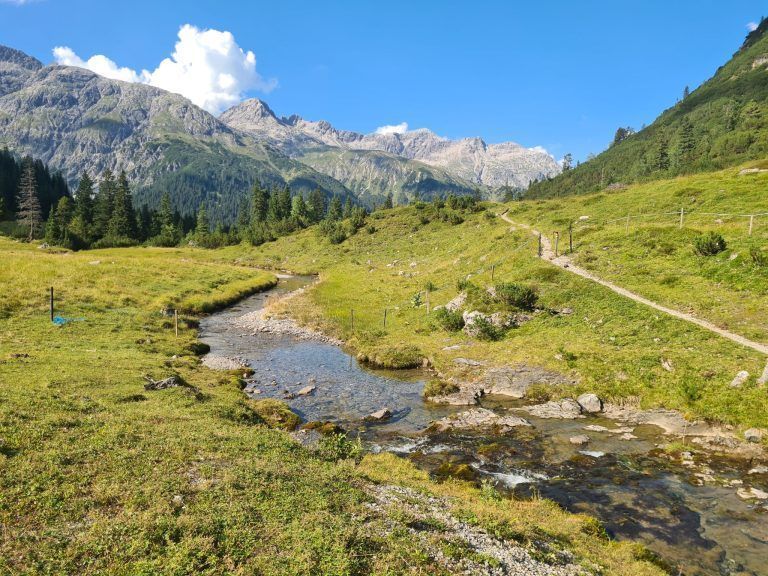 Dalaaser Staffel, Alpe