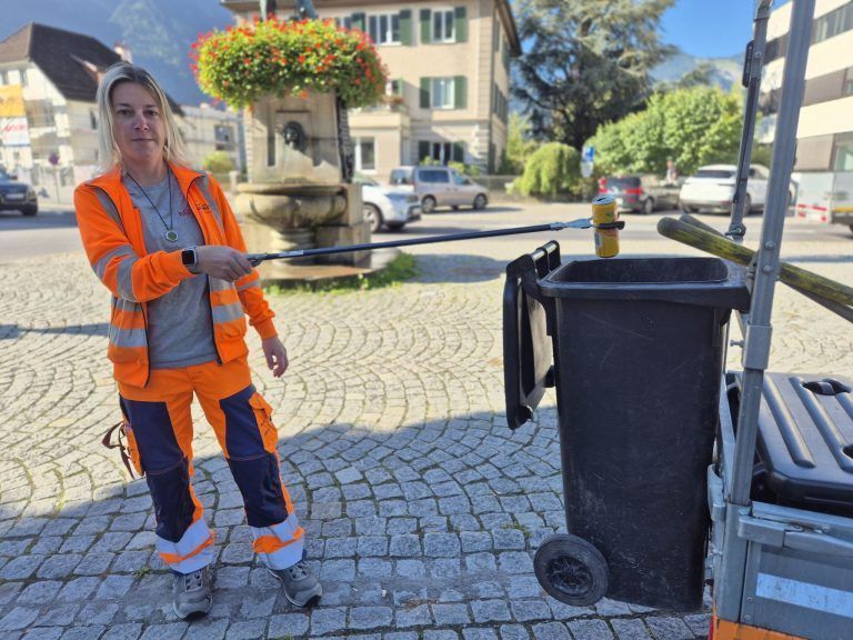 Manuela Zech, Straßenreinigung Bludenz, Müll