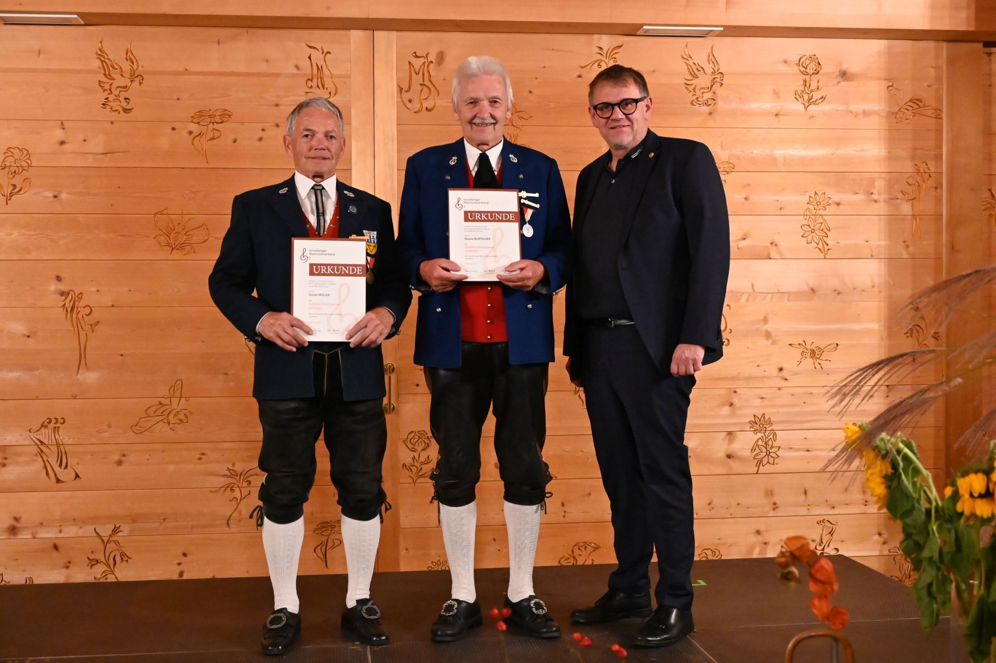 Günter Müller und Roland Burtscher wurden für 60 Jahre Mitgliedschaft ausgezeichnet