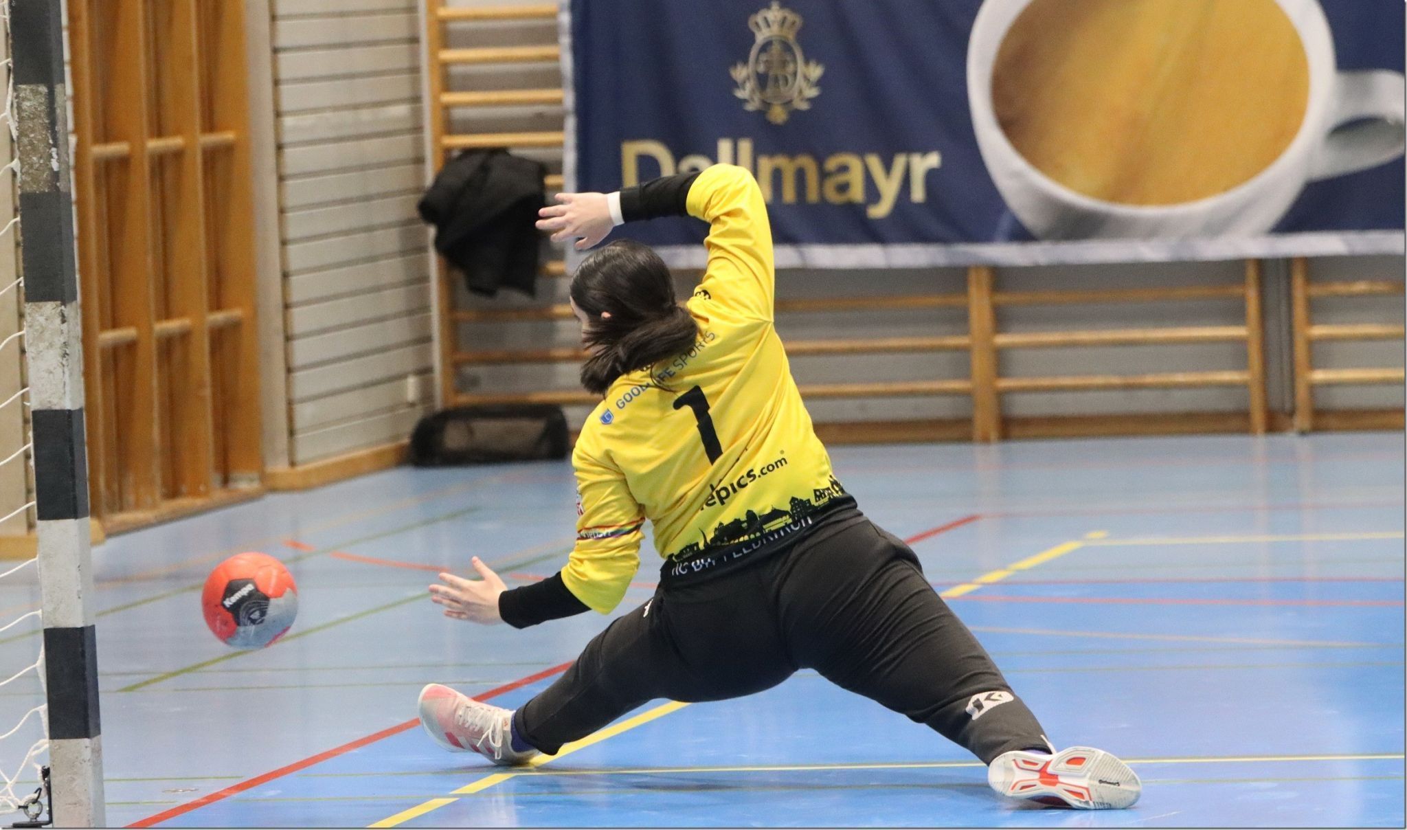 Aze Kara wechselt in die Schweiz.