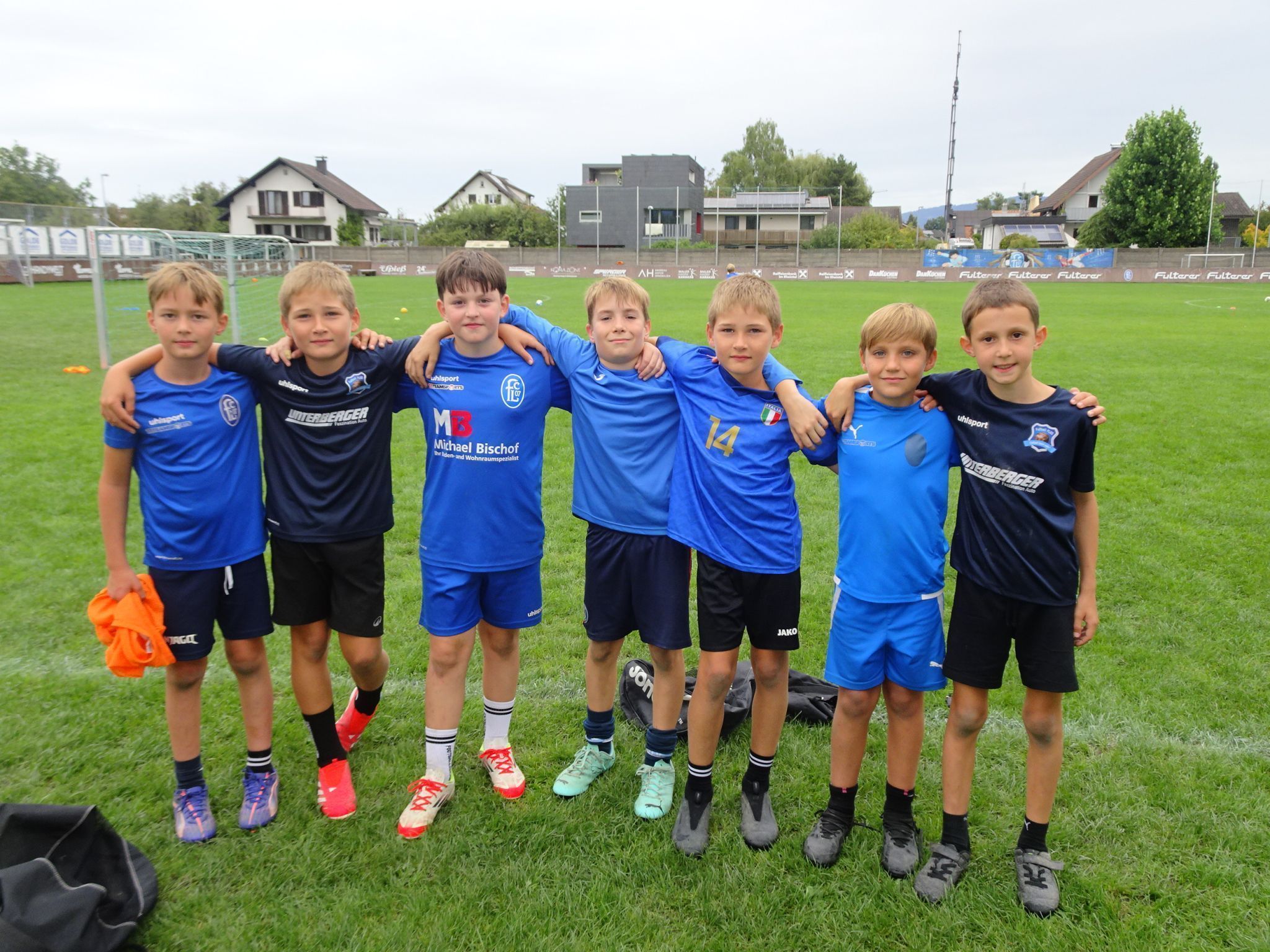 Das Fit for School Camp lockte auch heuer wieder zahlreiche Kinder ins Holzstadion, um Bewegung und Lernen in Einklang zu bringen. 