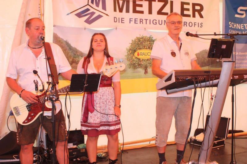 Partyband Jackpot sorgt für beste Unterhaltung.