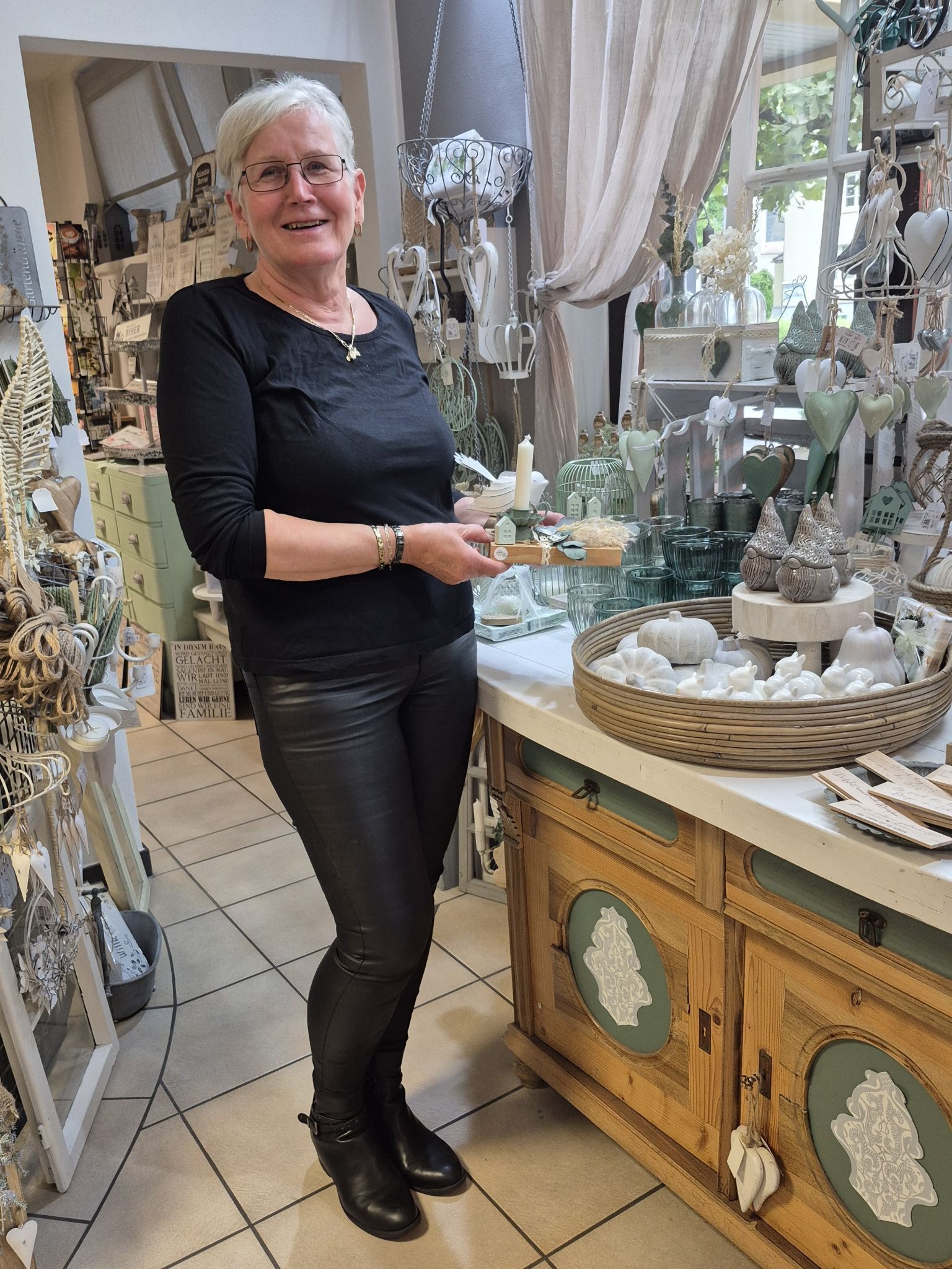 Bernadette Feurstein ist Inhaberin von „Bernadette's kumm & luag