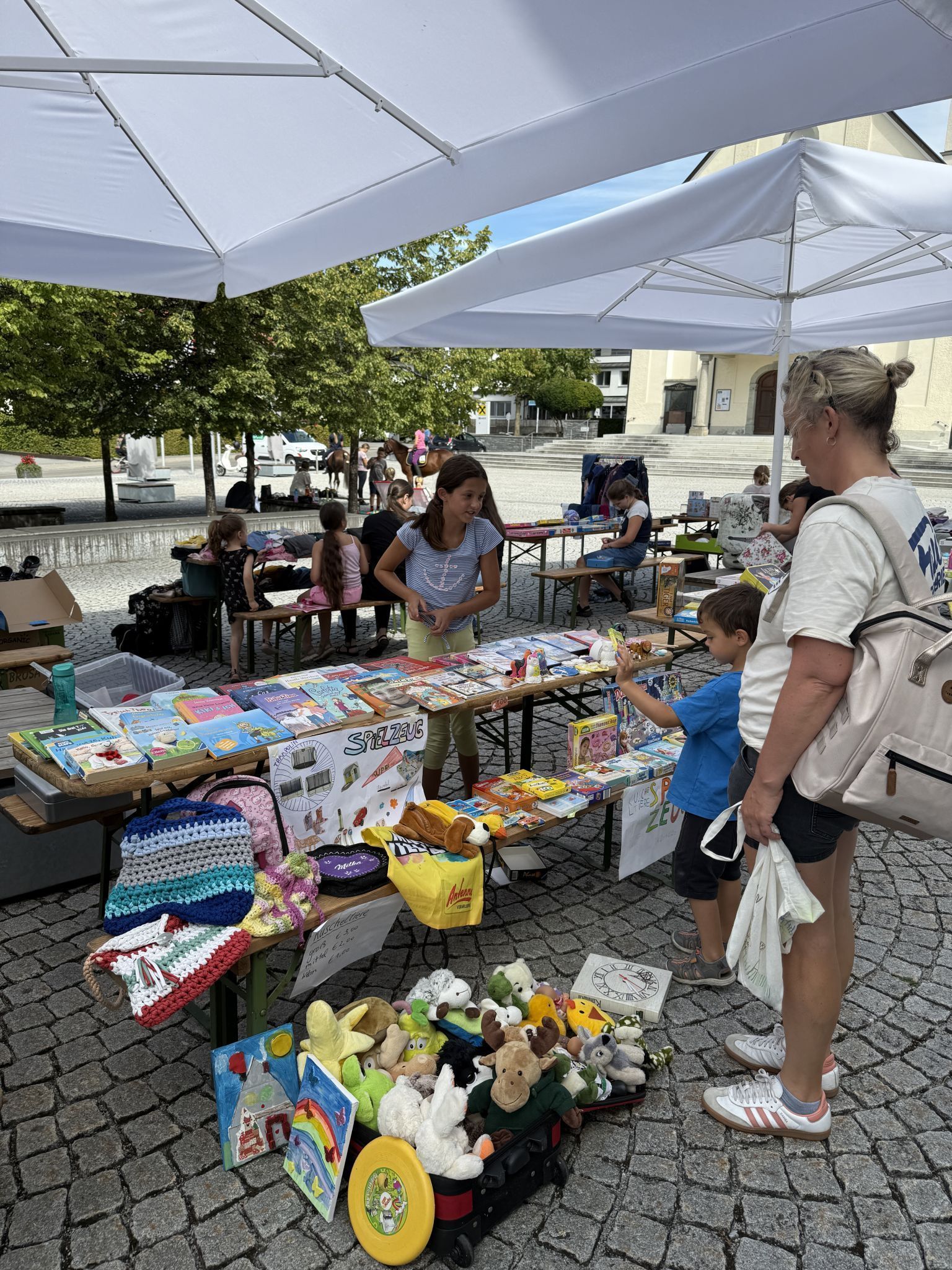 es wird fleissig verkauft