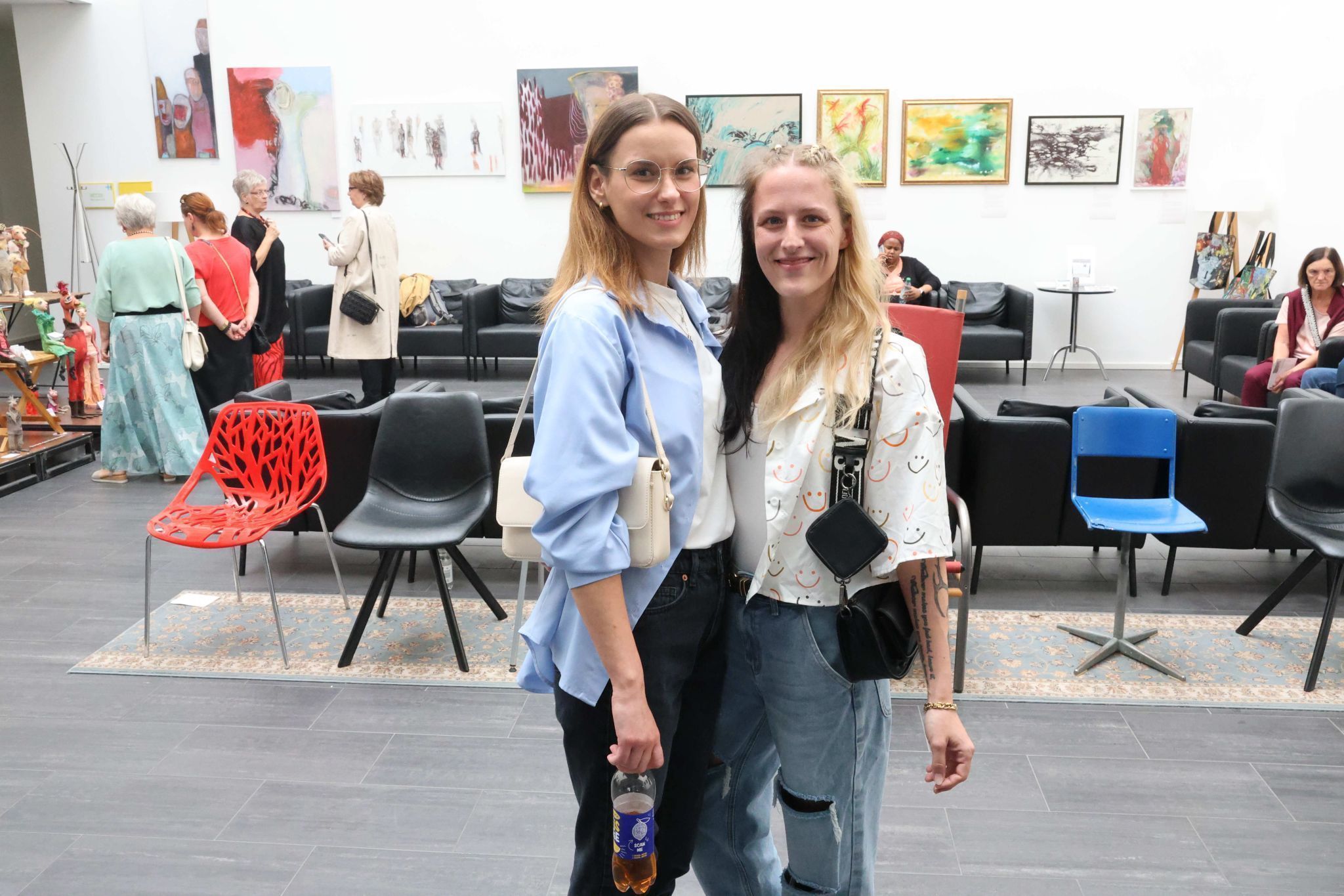 Jessica Fehr und Nina Obexer von Künstlerbedarf Gerstaecker.