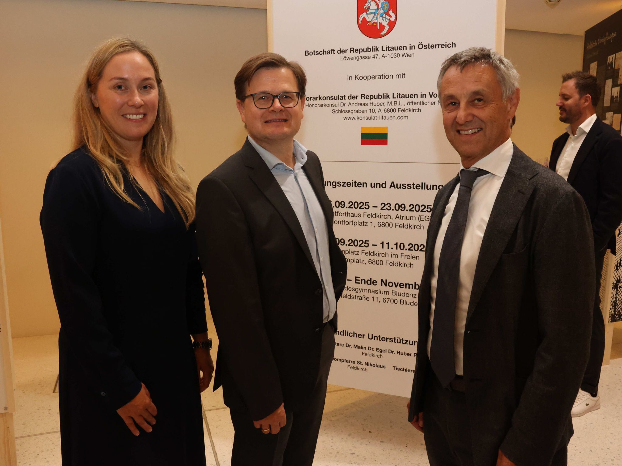 Notarin Martina Gisinger, Notare Johannes Egel und Daniel Malin.