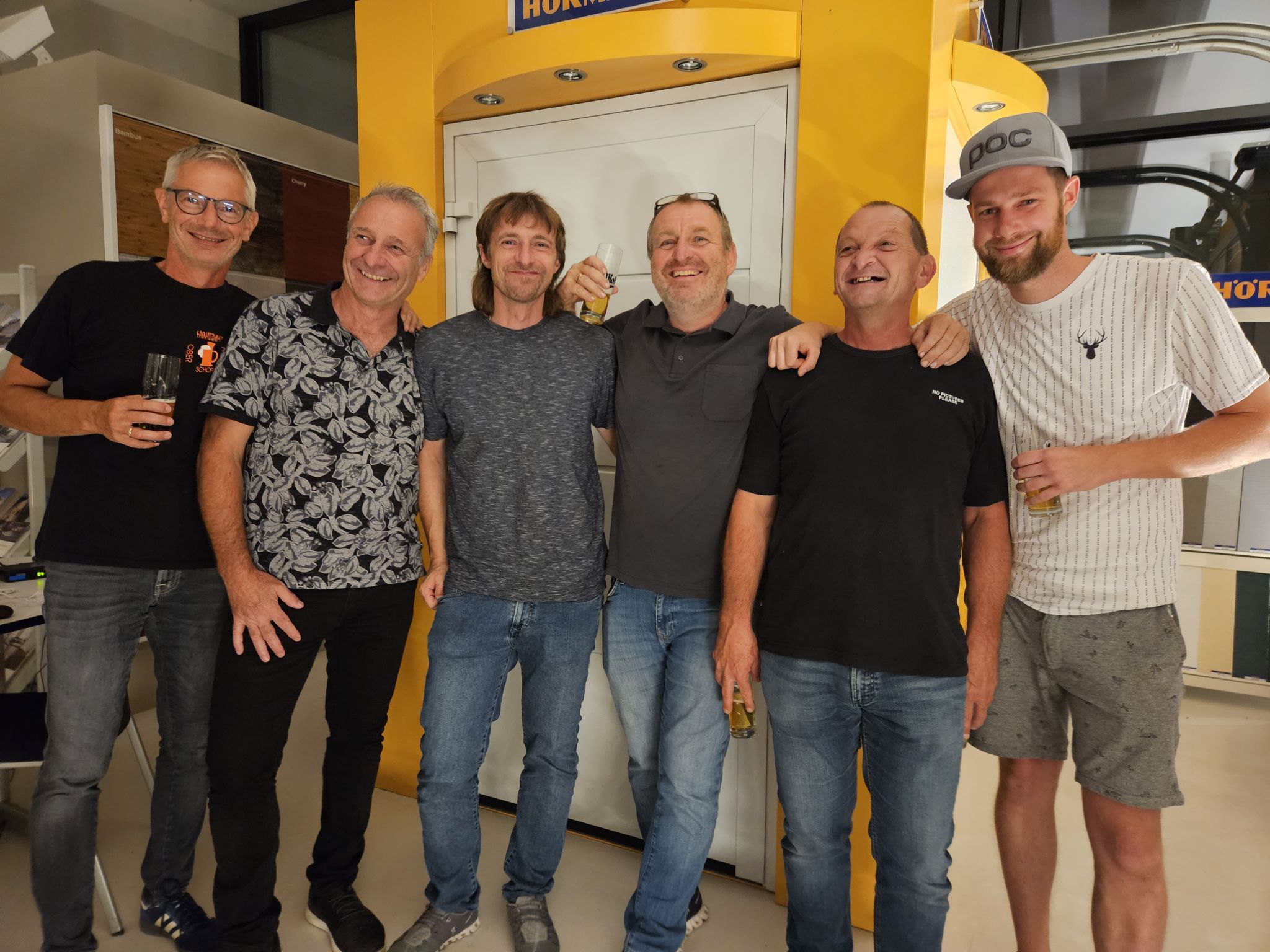 Jürgen Alber, Thomas Thurnher, Markus Spiegel, Thomas Rein, Werner Berchtold und Samuel Rein sind bereit für die anstehende Ping Pong WM. 