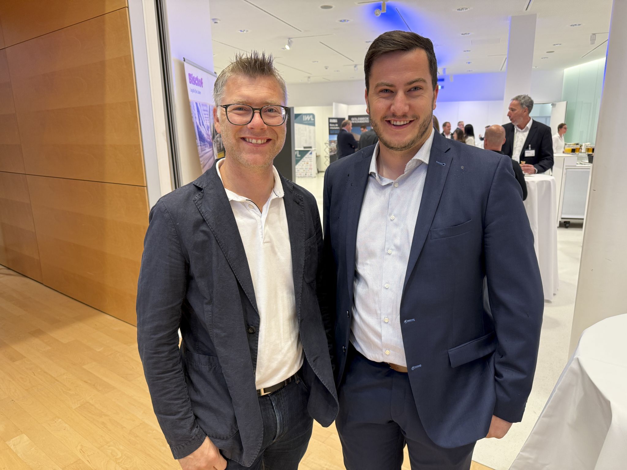 Stefan Rusch (Rhomberg Bau) und Lukas Amann (Fa. Blum) waren unter den Besuchern