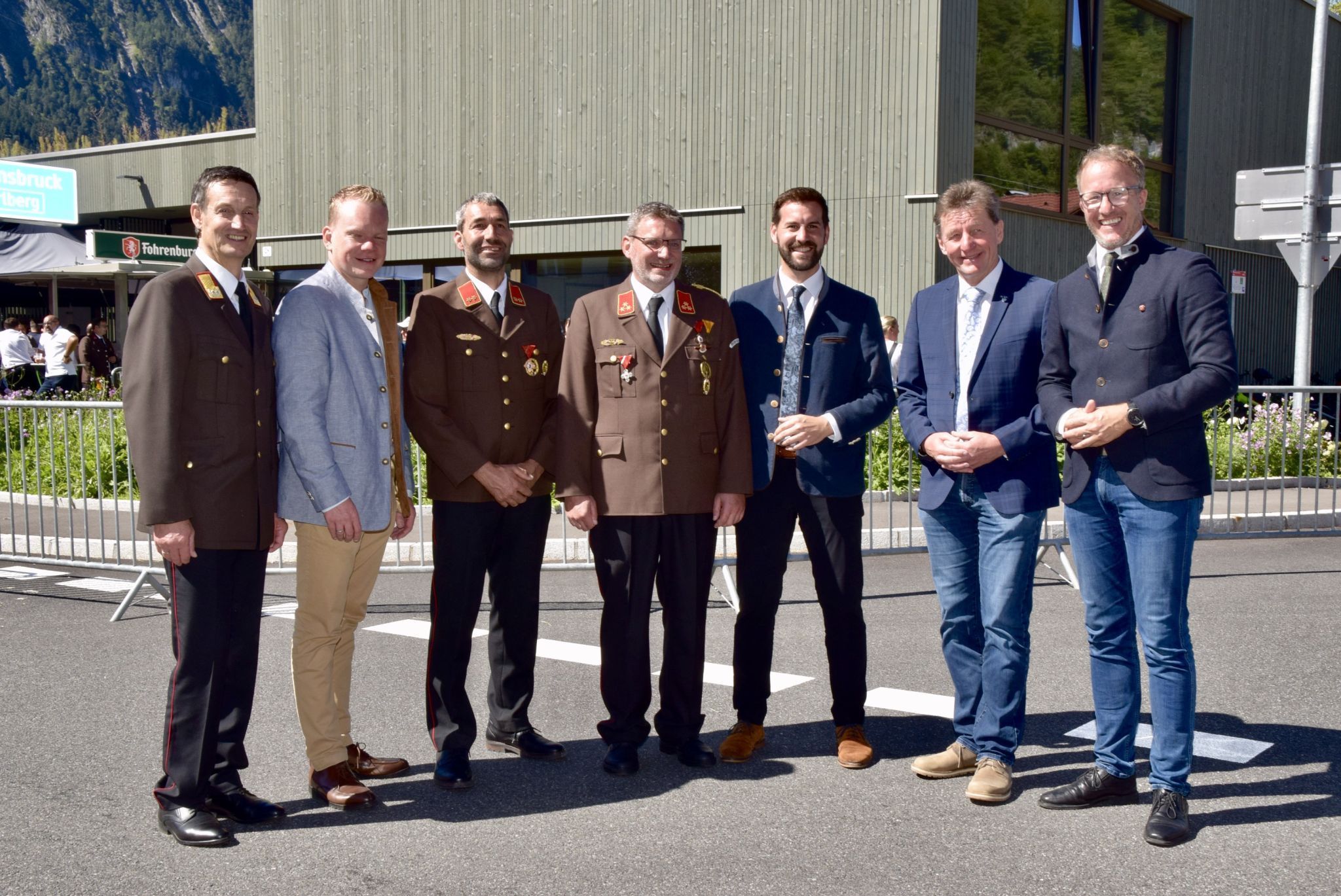LFI Herbert Österle, LSth. Christof Bitschi, Andi Burtscher, Rainer Batlogg, Bgm. Simon Tschann (Bludenz), Bgm. Markus Luger (Stallehr) und LR Christian Gantner, v. l.
