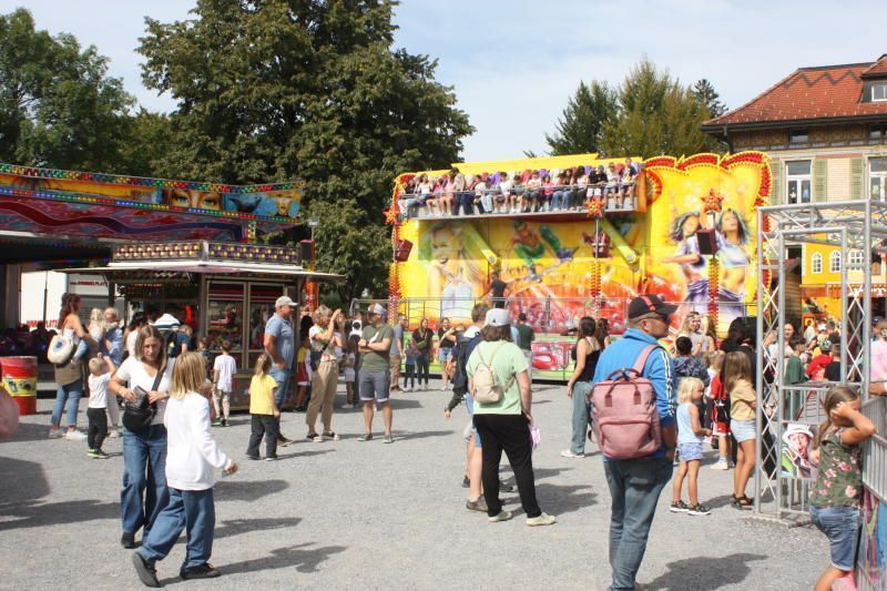 Der Vergnügungspark war ein Anziehungspunkt. 